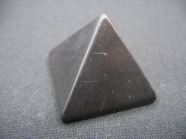 Shungite Pyramid small