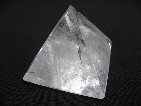 Pyramide aus Bergkristall - Nummer 5