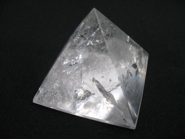 Pyramide aus Bergkristall - Nummer 6