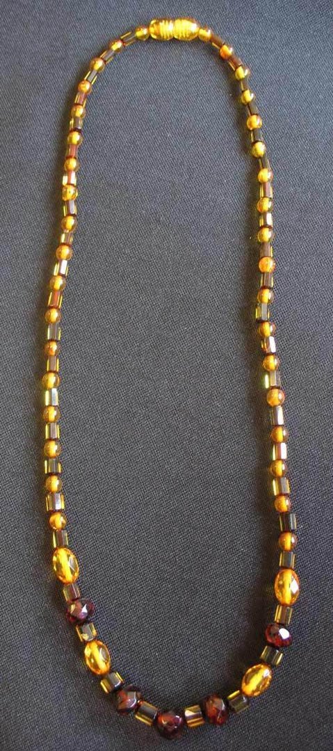 Amber - Necklace - Spheres and Rolls