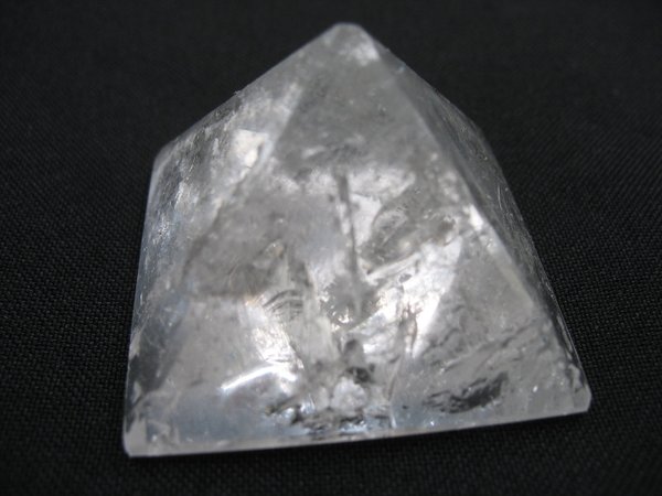 Pyramide aus Bergkristall - Nummer 4