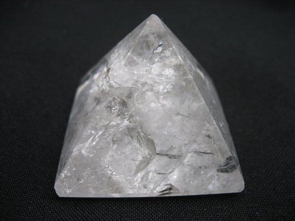 Pyramide aus Bergkristall - Nummer 14