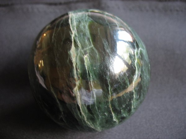 Kugel Jade - Nephrit - Nummer 2
