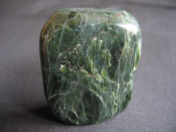 Jade - Nephrit Nummer 4