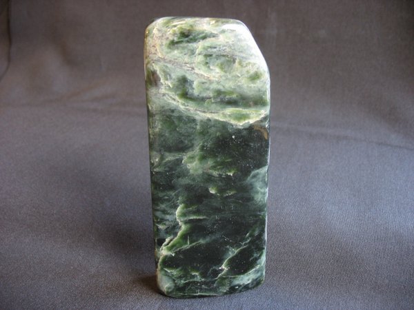 Jade - Nephrit Nummer 15