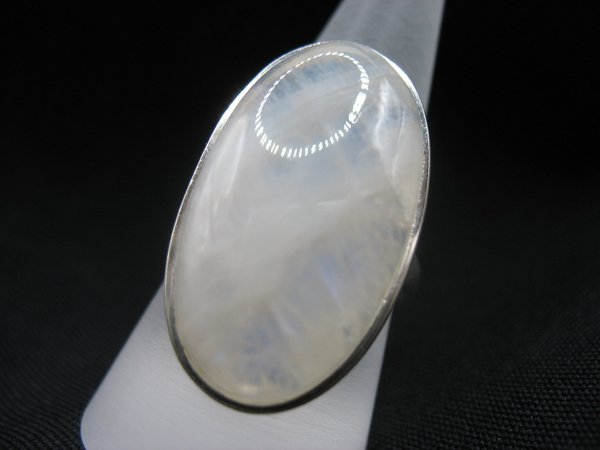 Rainbow Moonstone Ring - Number 5 - Size 19,1 mm