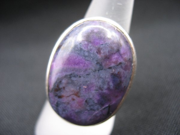 Sugilite Ring - Size 17,8 mm